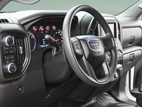 Used 2024 GMC Sierra 1500 Pro w/ Pro Value Package AWD/4WD image 12