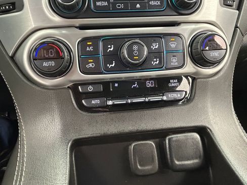 Used 2019 GMC Yukon XL SLE w/ Convenience Package image 21