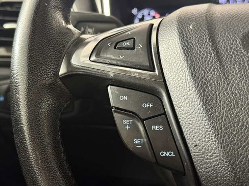 Used 2020 Ford Fusion SEL FWD image 17
