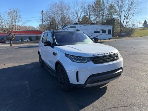 Used 2019 Land Rover Discovery SE image 5