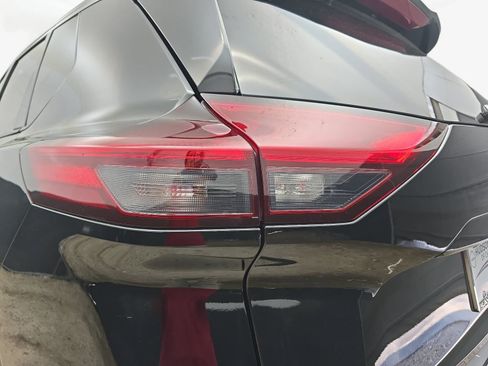 Used 2023 Nissan Rogue Platinum FWD image 32