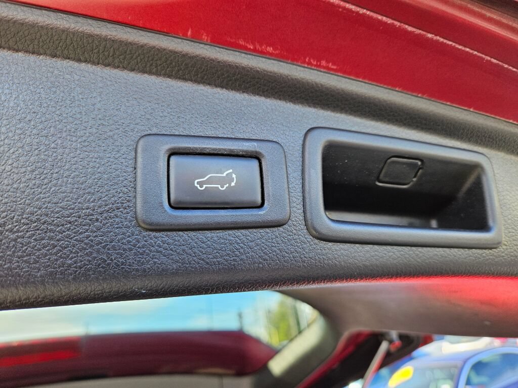Used 2014 Subaru Forester 2.0XT Touring AWD/4WD image 12