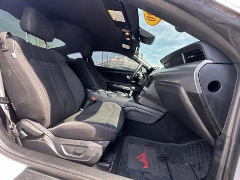 Used 2020 Ford Mustang Coupe w/ Equipment Group 101A RWD image 26