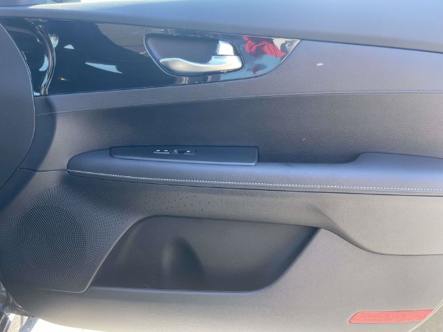Certified 2024 Kia Forte GT-Line FWD image 12