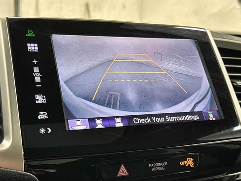 Used 2016 Honda Pilot Elite image 19