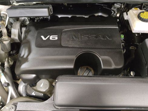 Used 2018 Nissan Pathfinder SL AWD/4WD image 30