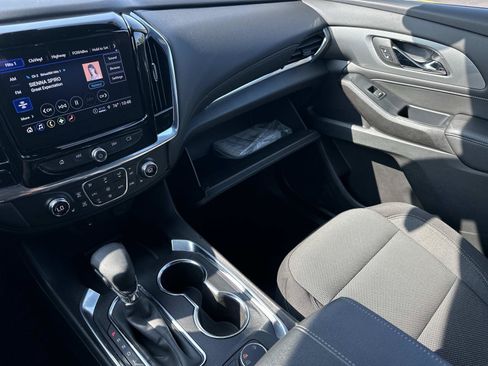 Certified 2023 Chevrolet Traverse LT w/ Midnight/Sport Edition AWD/4WD image 32