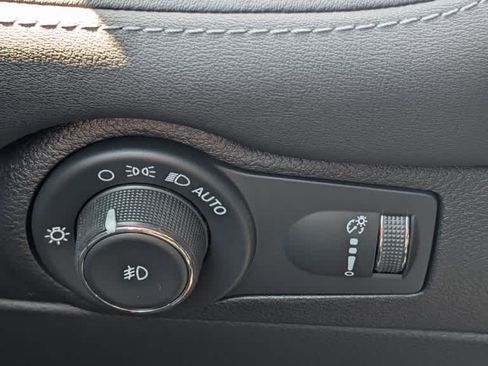 Used 2022 Dodge Durango GT AWD/4WD image 19