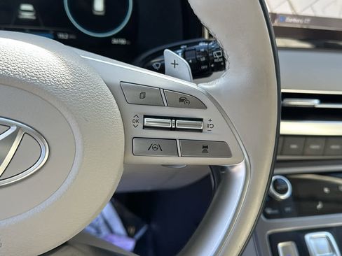 Used 2023 Hyundai Palisade Calligraphy image 16