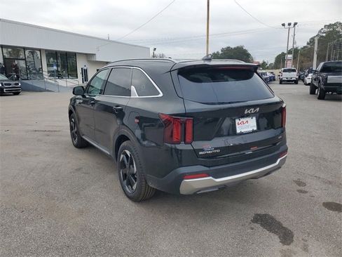 New 2025 Kia Sorento EX image 3