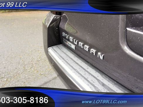 Used 2017 Chevrolet Suburban Premier RWD image 35