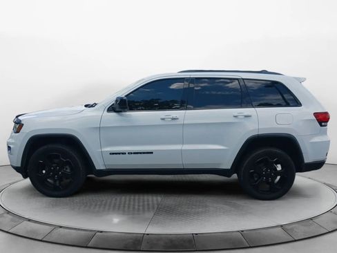 Used 2019 Jeep Grand Cherokee Laredo image 7