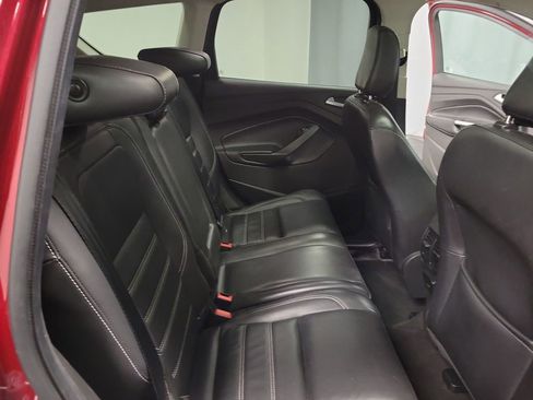 Used 2019 Ford Escape Titanium image 23