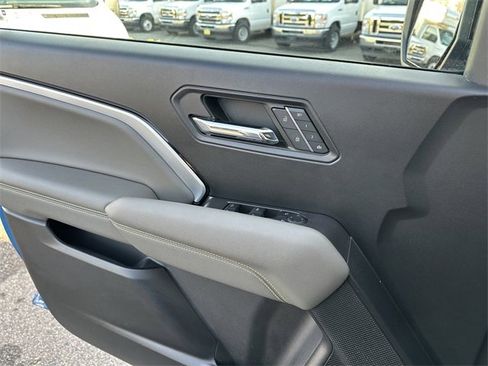 Used 2024 Chevrolet Colorado ZR2 w/ ZR2 Bison Edition image 29