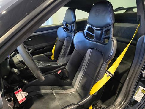 Used 2018 Porsche 911 GT3 image 5