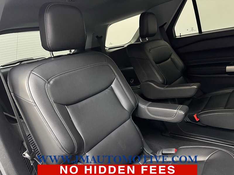 Used 2023 Ford Explorer XLT w/ Equipment Group 202A AWD/4WD image 21