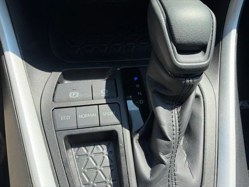 Used 2023 Toyota RAV4 LE FWD image 34