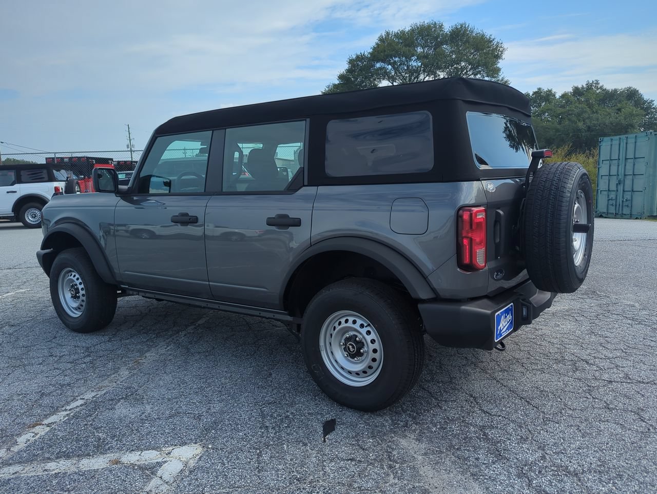 Used 2025 Ford Bronco 4-Door AWD/4WD image 5
