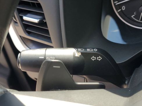 Used 2024 Nissan Rogue SV AWD/4WD image 26