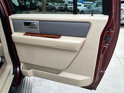 Used 2010 Ford Expedition EL 4WD image 16