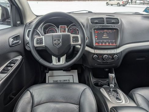 Used 2014 Dodge Journey Limited w/ Flexible Seating Group image 9