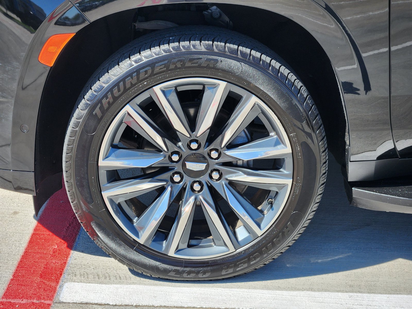 Used 2024 Cadillac Escalade ESV Sport RWD image 11