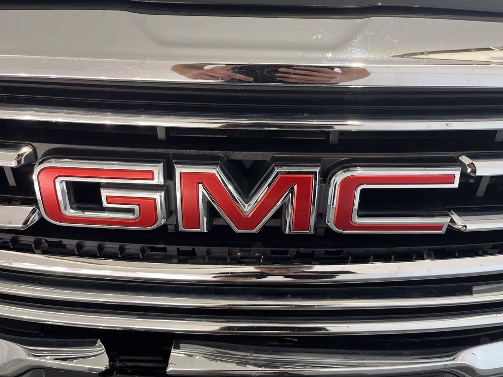 Used 2023 GMC Terrain SLT AWD/4WD image 36