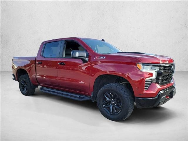 Used 2022 Chevrolet Silverado 1500 LT Trail Boss w/ LT Trail Boss Premium Package AWD/4WD image 3