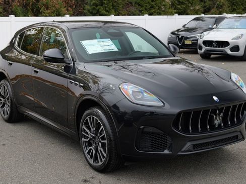 New 2025 Maserati Grecale GT AWD/4WD image 9