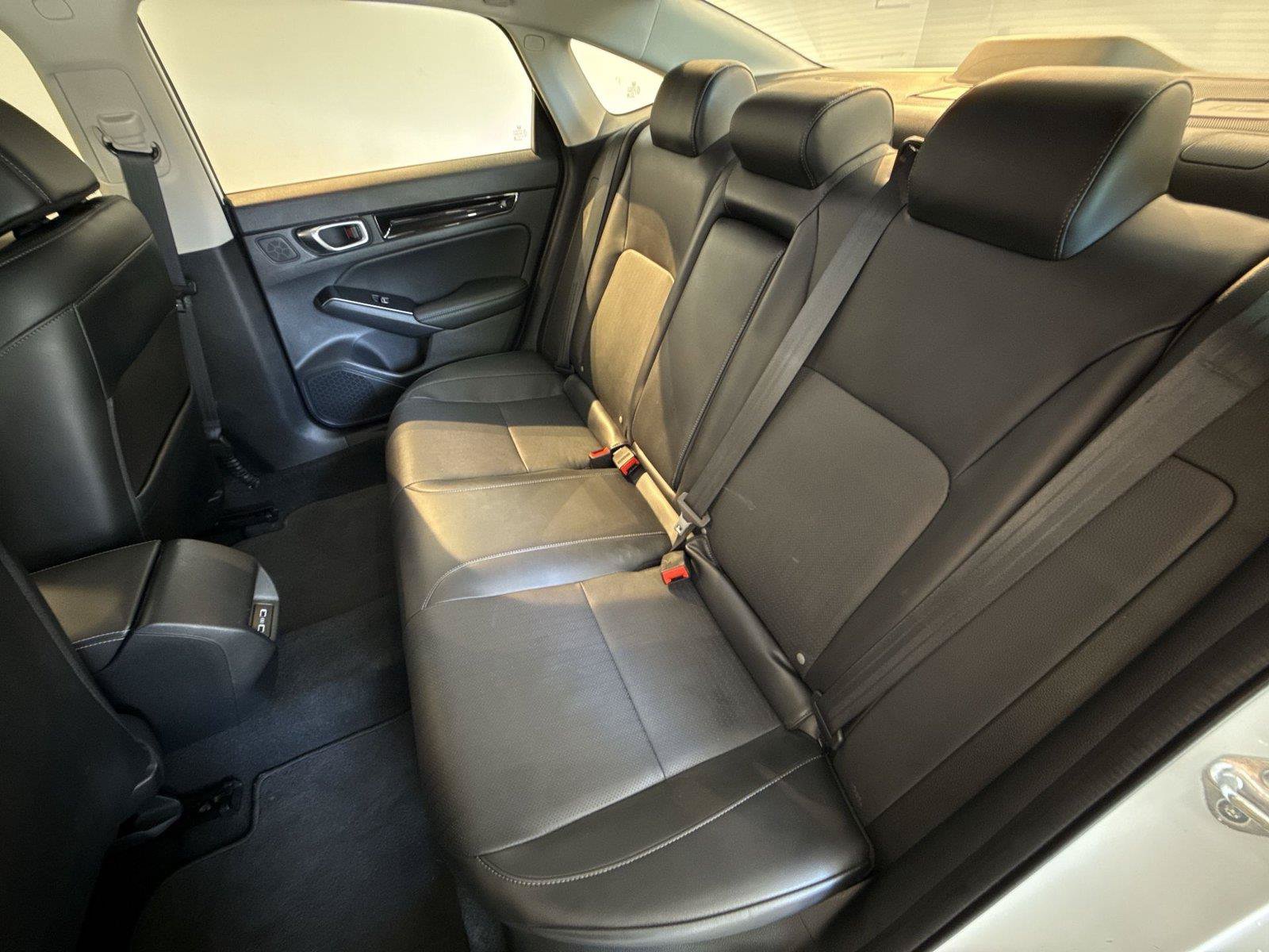 Used 2023 Honda Civic Touring image 25