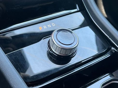 Used 2022 Jeep Grand Cherokee L Laredo image 30