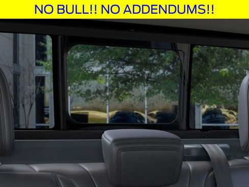 New 2025 Ford Maverick Lariat w/ Black Appearance Package image 25