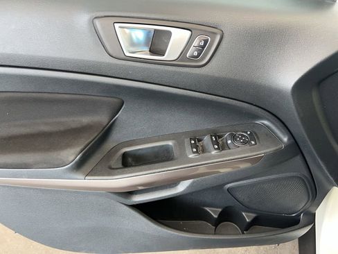 Used 2019 Ford EcoSport SE image 19