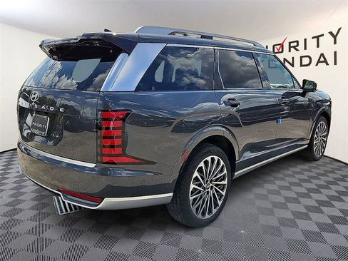 New 2026 Hyundai Palisade Calligraphy FWD image 4