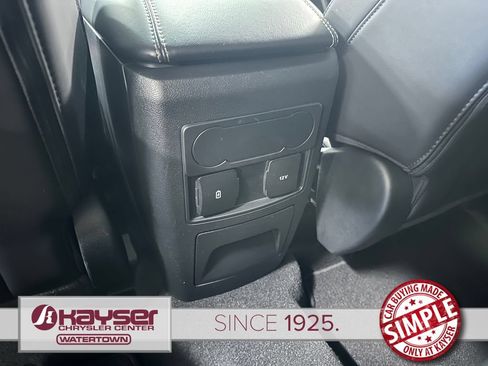 Used 2023 Ford Explorer XLT w/ Equipment Group 202A AWD/4WD image 40