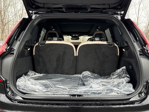 Used 2026 Volvo XC90 B6 Ultra w/ Protection Package image 26