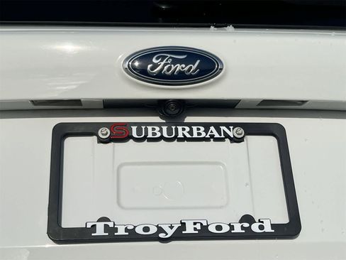 Used 2019 Ford Escape SEL image 12