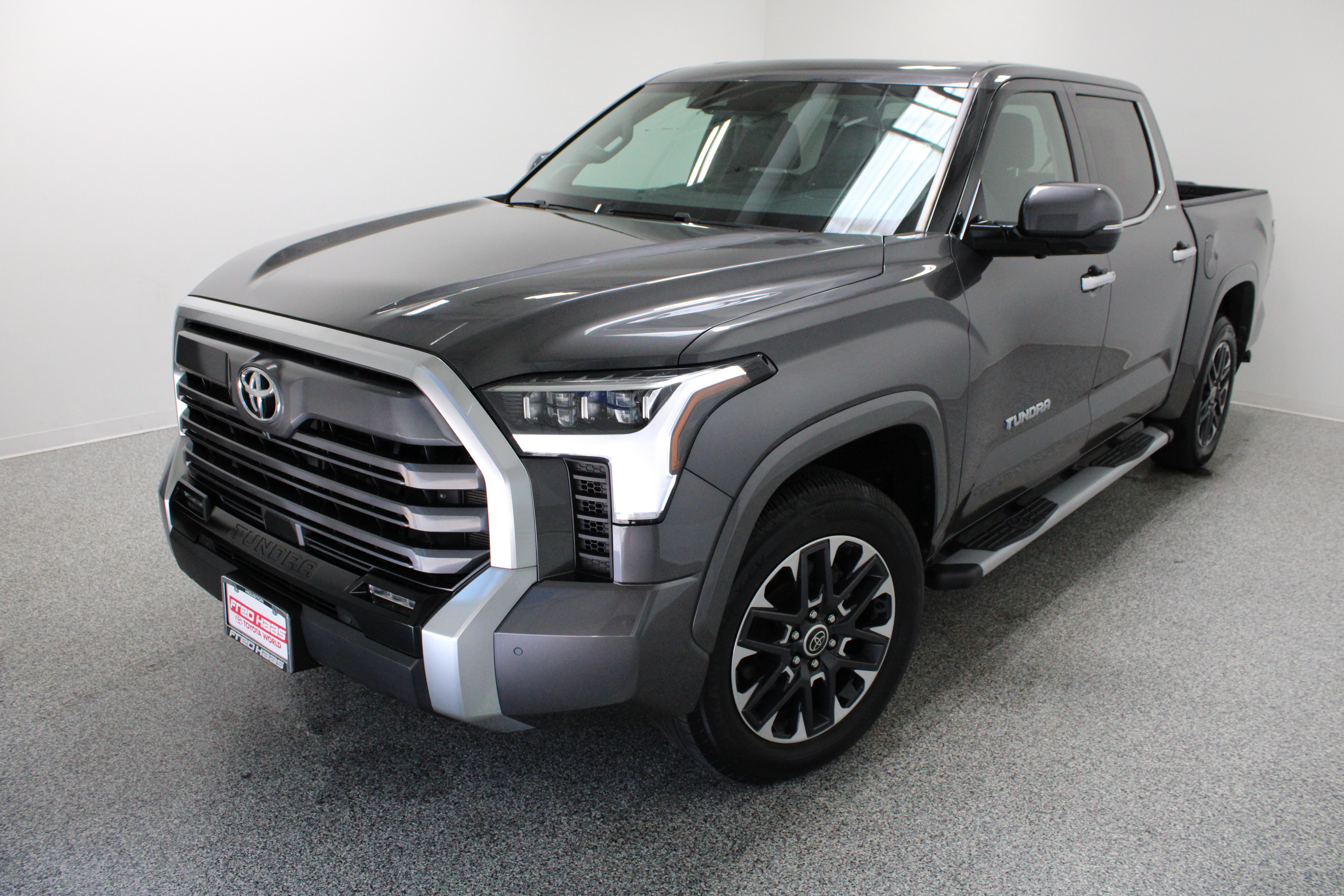 Used 2023 Toyota Tundra Limited RWD image 2
