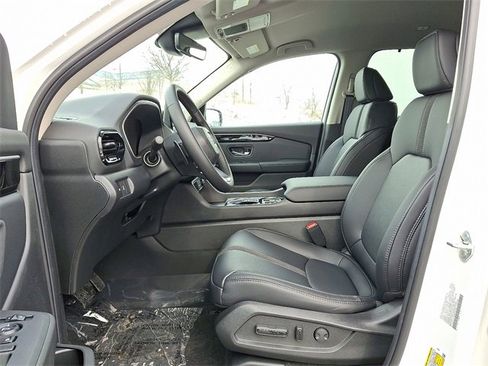 New 2025 Honda Pilot EX-L image 15
