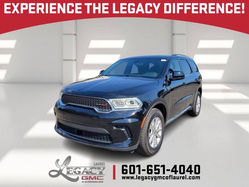 Used 2024 Dodge Durango SXT image 1