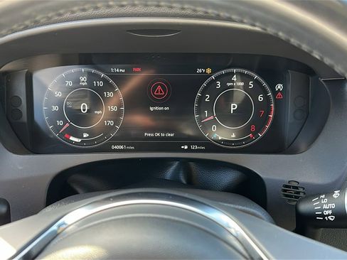 Used 2020 Jaguar F-PACE Prestige image 15