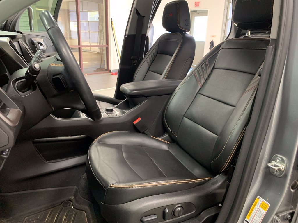 Used 2024 GMC Terrain AT4 w/ Infotainment Package II AWD/4WD image 7