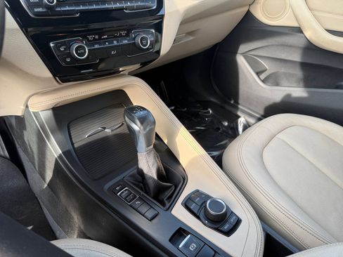 Used 2017 BMW X1 sDrive28i image 13