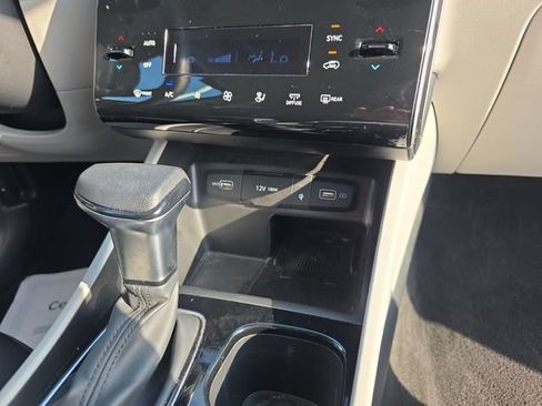 Used 2024 Hyundai Tucson SEL FWD image 17