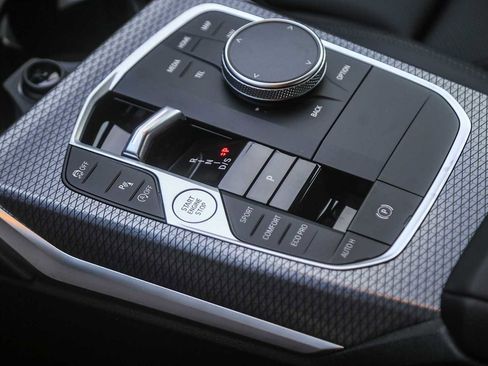 New 2026 BMW 330i Sedan w/ M Sport Package image 16