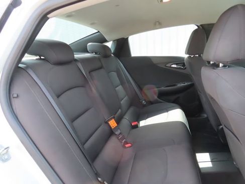 Used 2019 Chevrolet Malibu LT FWD image 28
