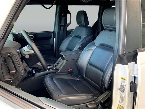 Used 2025 Ford Bronco Badlands AWD/4WD image 7