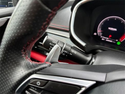 Used 2022 Acura MDX A-Spec image 25