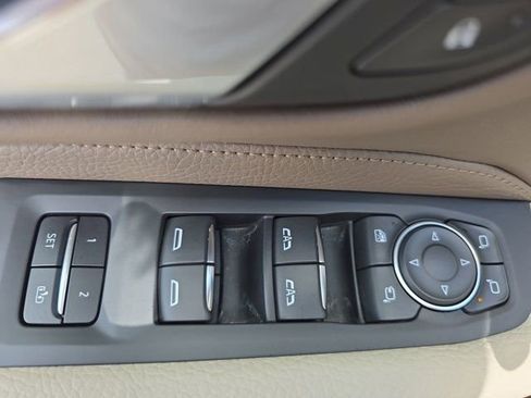 Used 2021 GMC Yukon Denali image 29