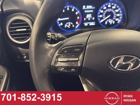 Used 2020 Hyundai Kona SEL Plus image 27